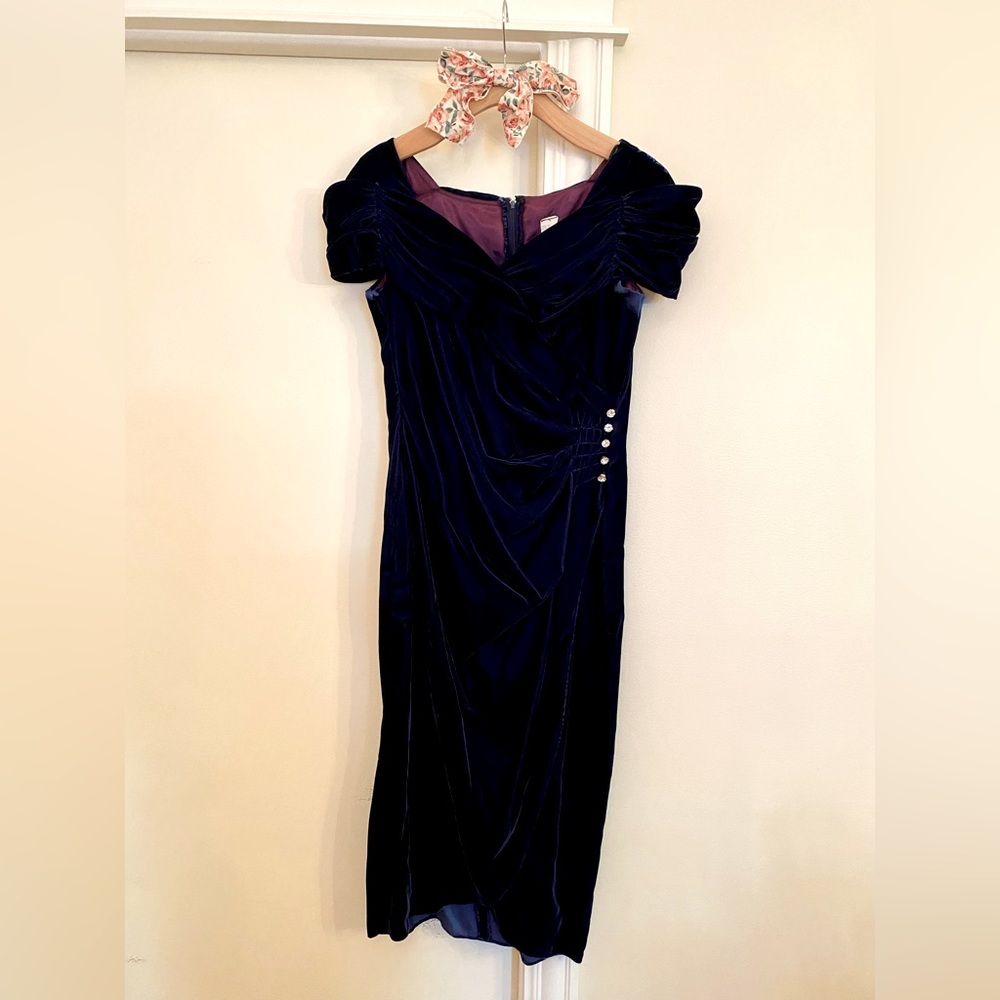 Vintage Navy blue velour Cocktail dress - wedding / formal / Christmas / NY Eve